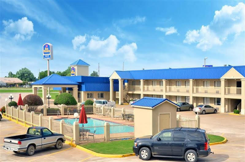Best Western Inn Of МакАлестър Екстериор снимка